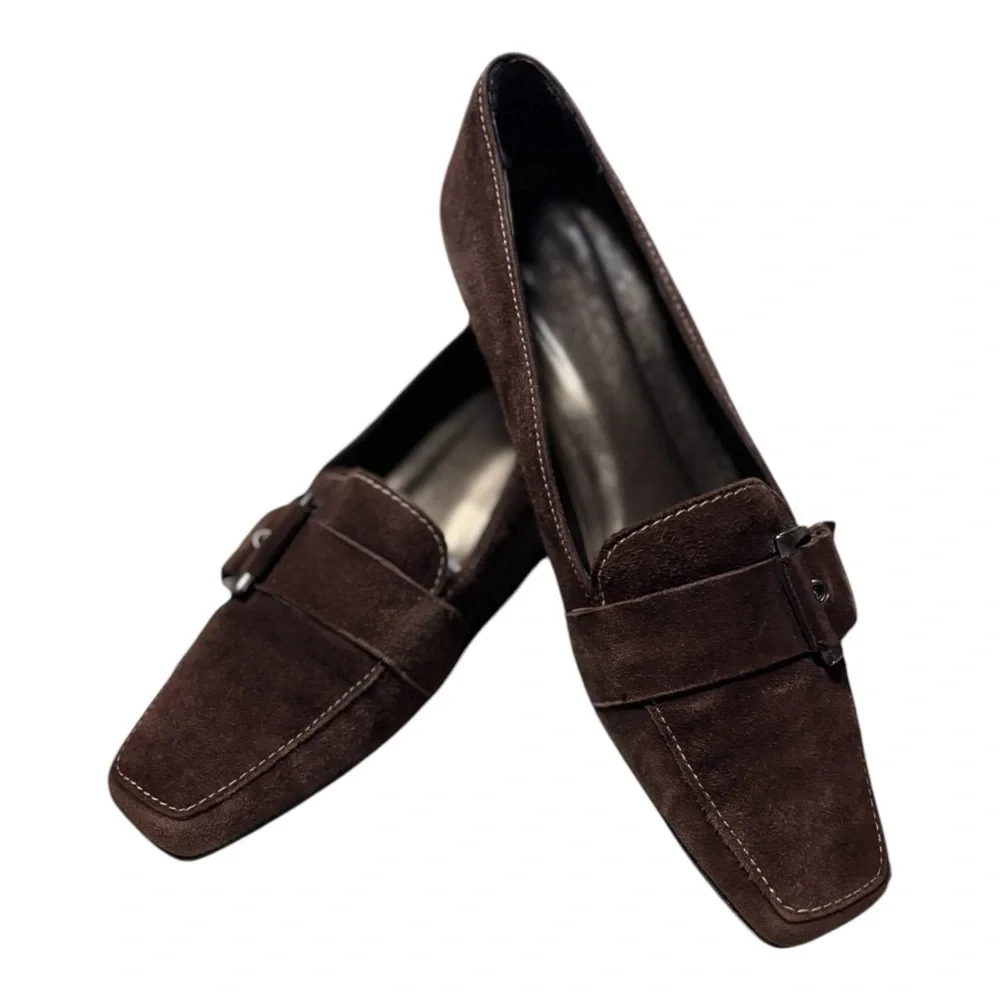 Stuart Weitzman Brown Suede Loafers Silver Buckle Kitten Heel Pumps Size 7.5 M - Picture 14 of 14